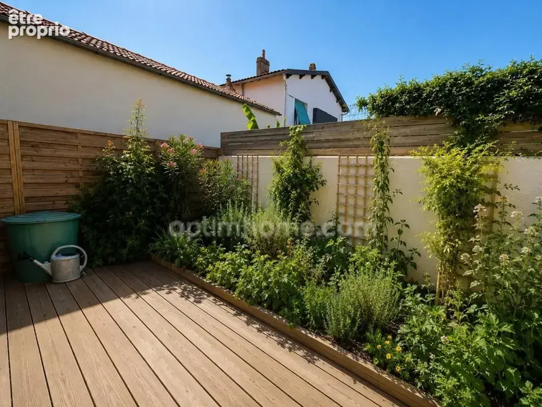 Maison 3 chambres avec jardin et véranda LA ROCHELLE (17) - photo 5