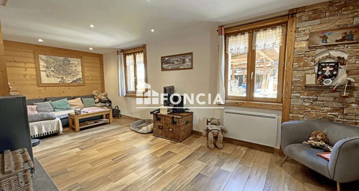 Maison à LA LECHERE