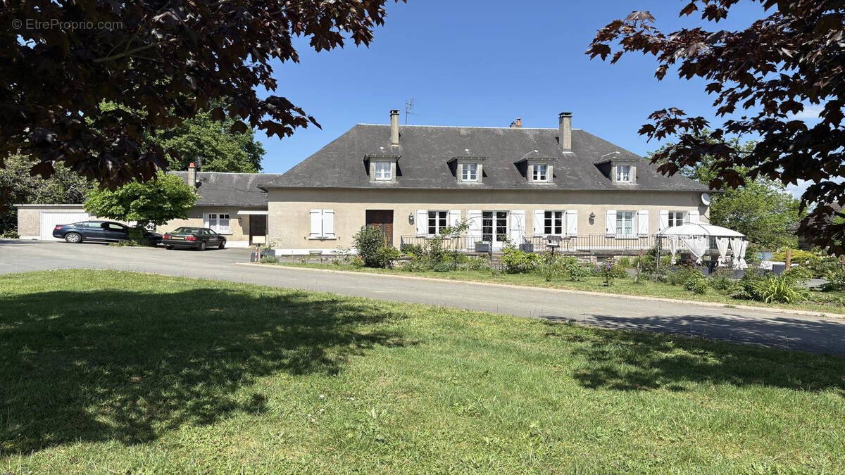 Maison à BEYSSAC