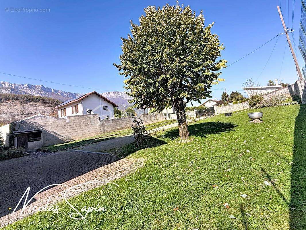 Maison à VARCES-ALLIERES-ET-RISSET