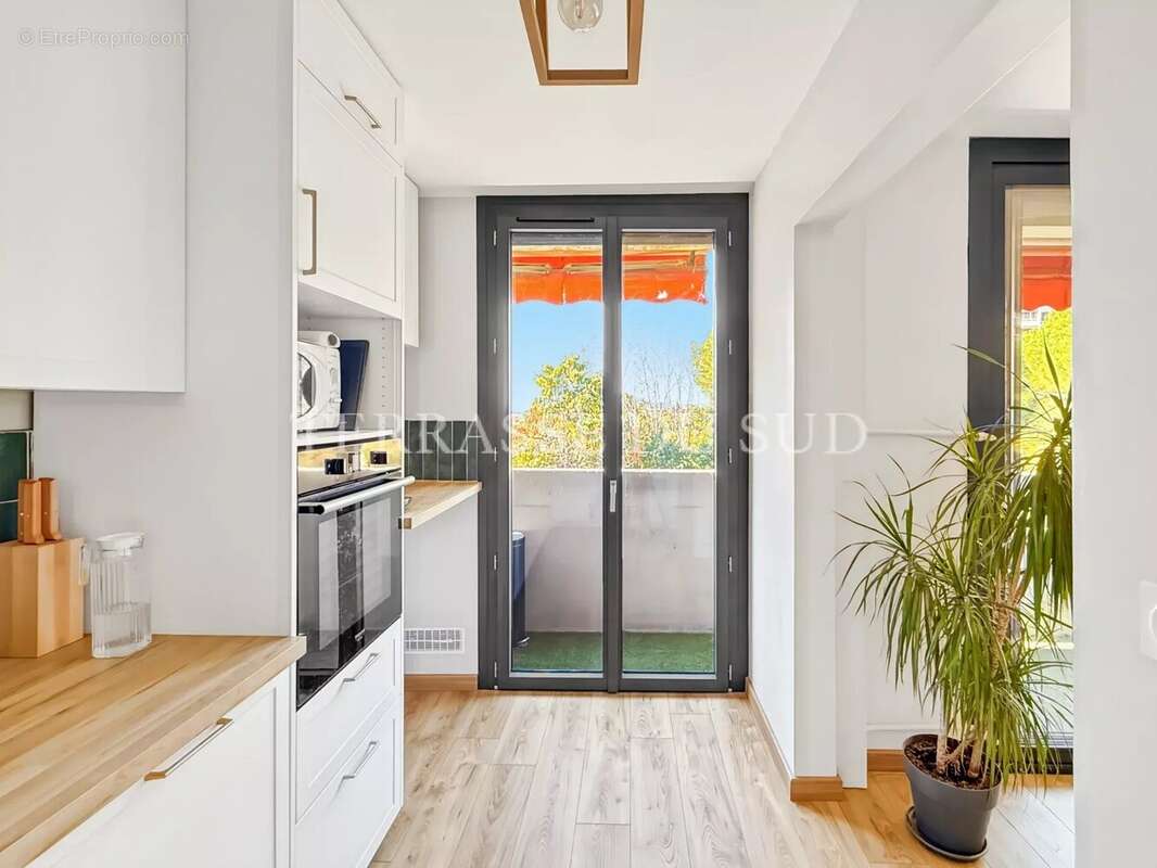 Appartement à MARSEILLE-12E