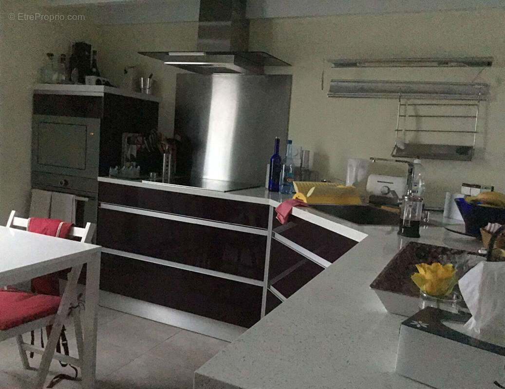 Maison à LA CHAPELLE-DES-MARAIS