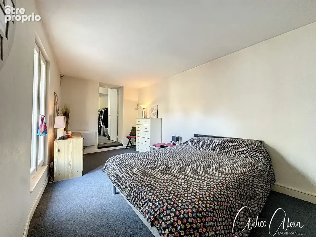 Charmante Maison de Village de 106 m² avec Jardin et Dépendance de 86 m² - photo 6