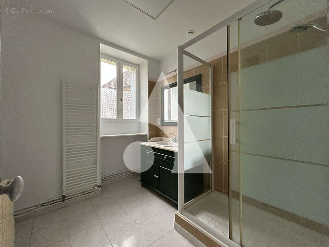 Maison secteur COULOMMIERS 6 pièces 195 M² - photo 13