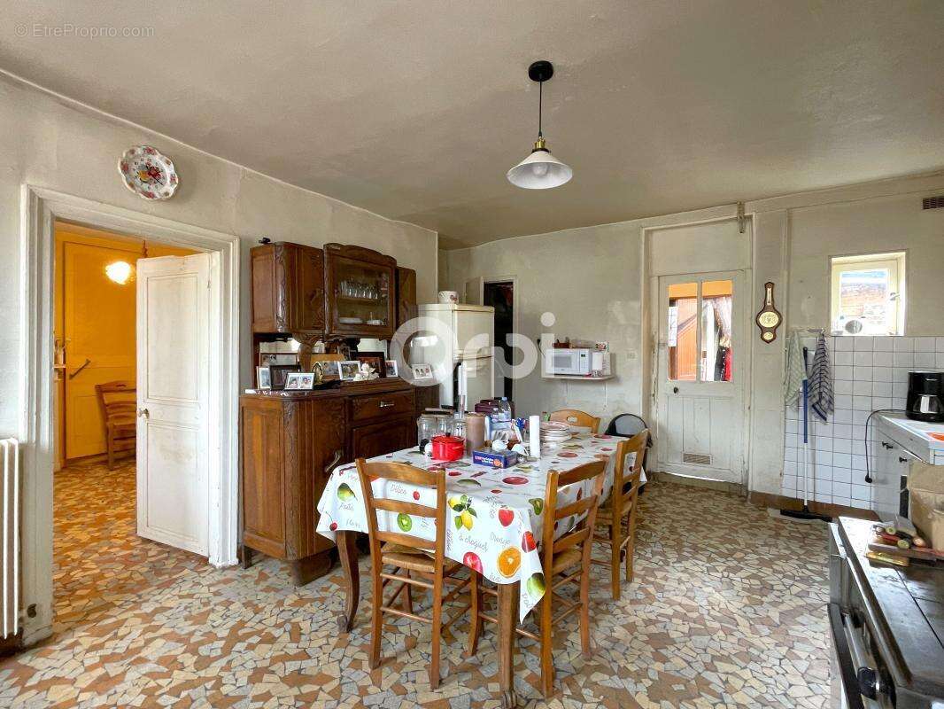 Maison à CONCHES-EN-OUCHE