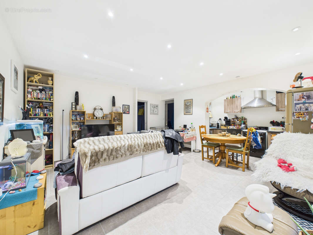 Appartement à VIVIERS-DU-LAC