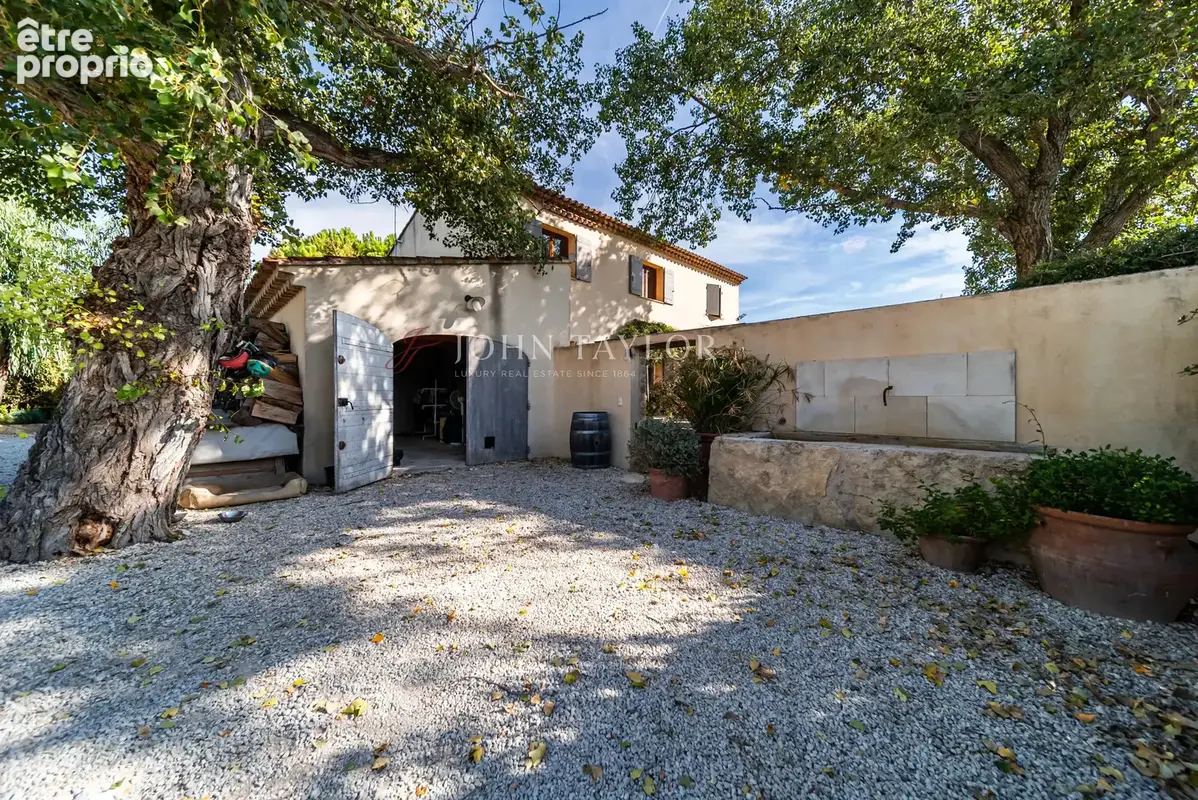 Maison à vendre à Cabrières-d'Avignon : 160 m² de charme avec piscine - photo 18