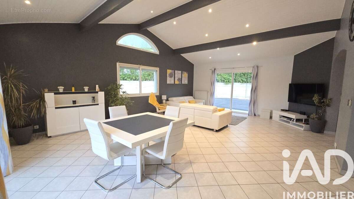 Photo 4 - Maison à VILLENAVE-D'ORNON