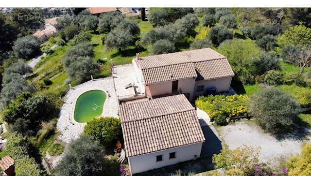 Maison à DRAP