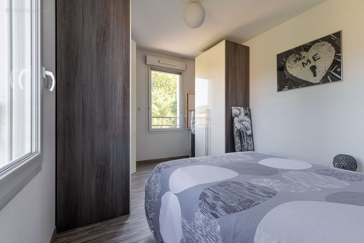 Appartement à POISY