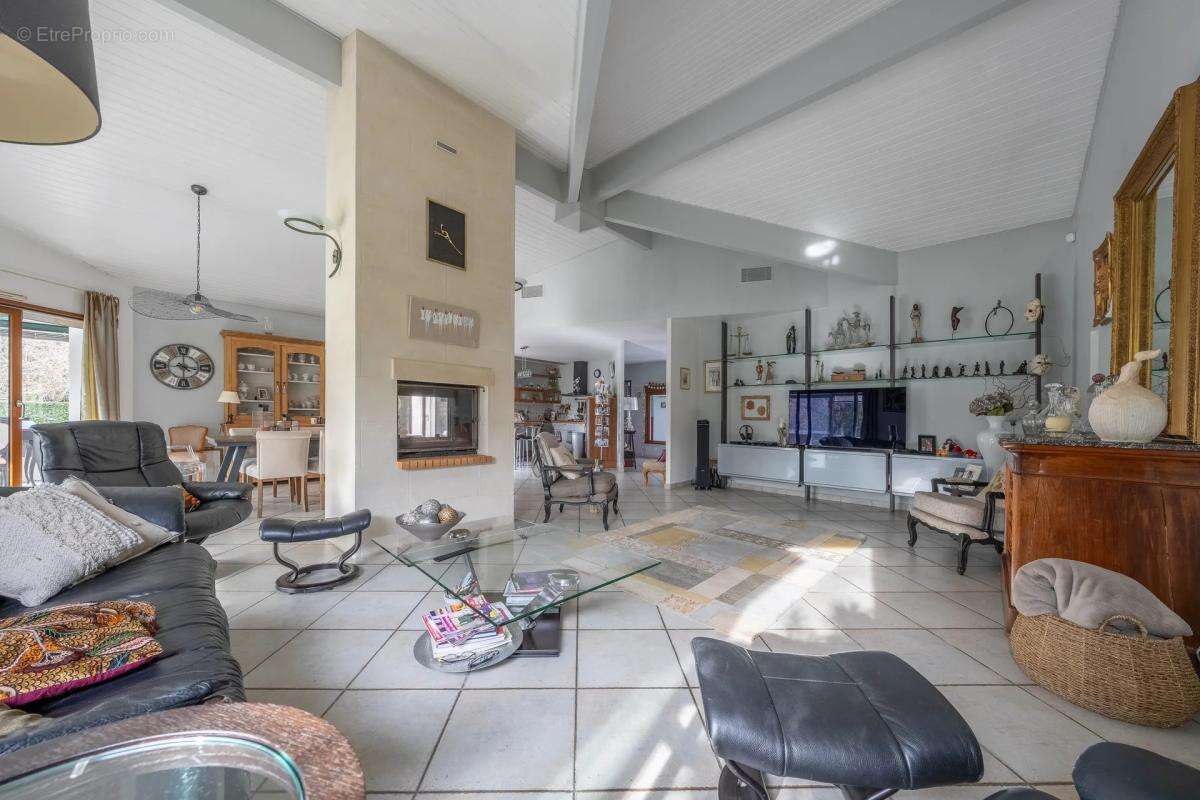 Maison à SAINT-LOUBES