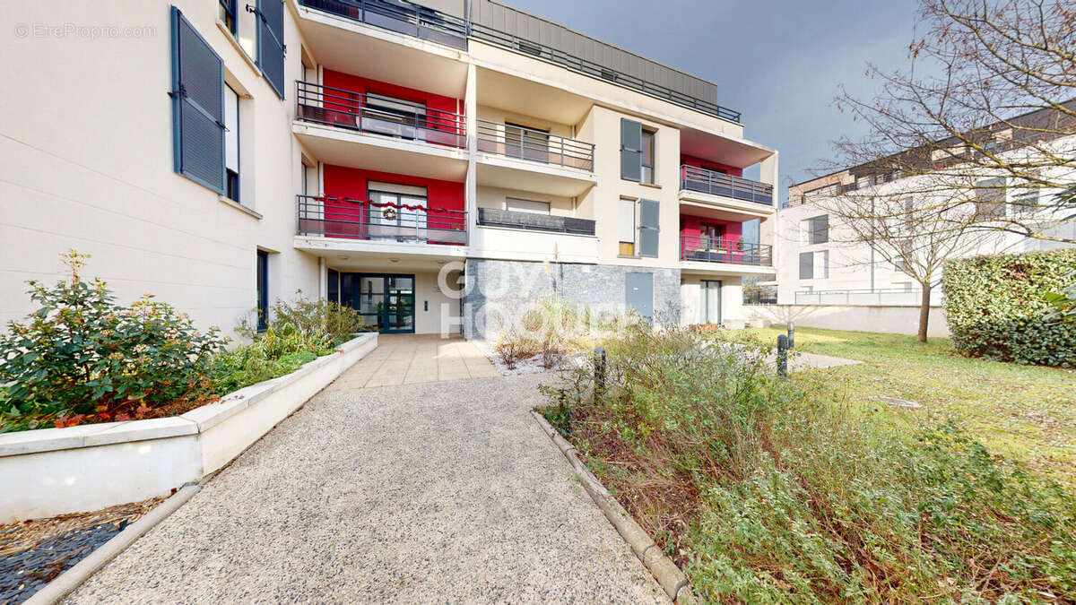 Appartement à SAINT-CYR-SUR-LOIRE