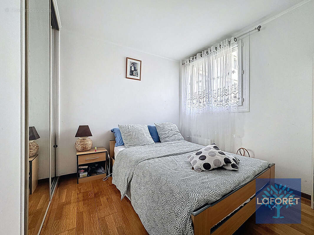 Appartement à CHILLY-MAZARIN