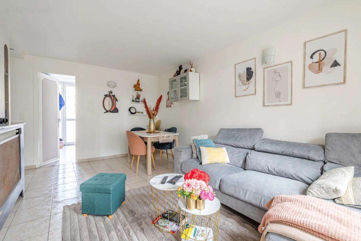 Appartement à LE BOURGET