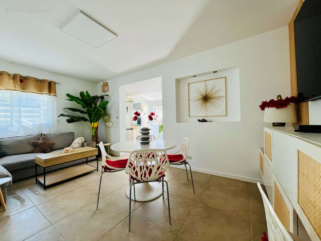 Maison à FRONTIGNAN