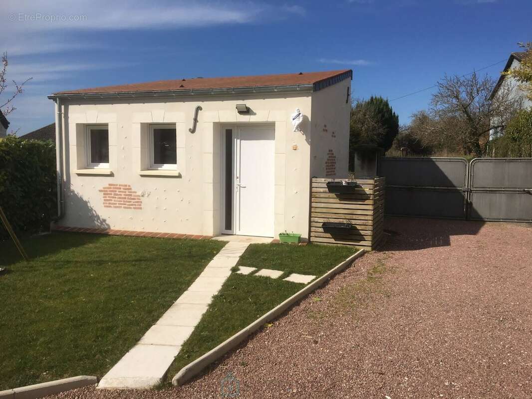 Maison à BLERE