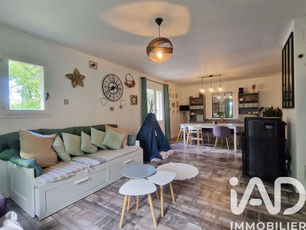 Photo 2 - Maison à SERS