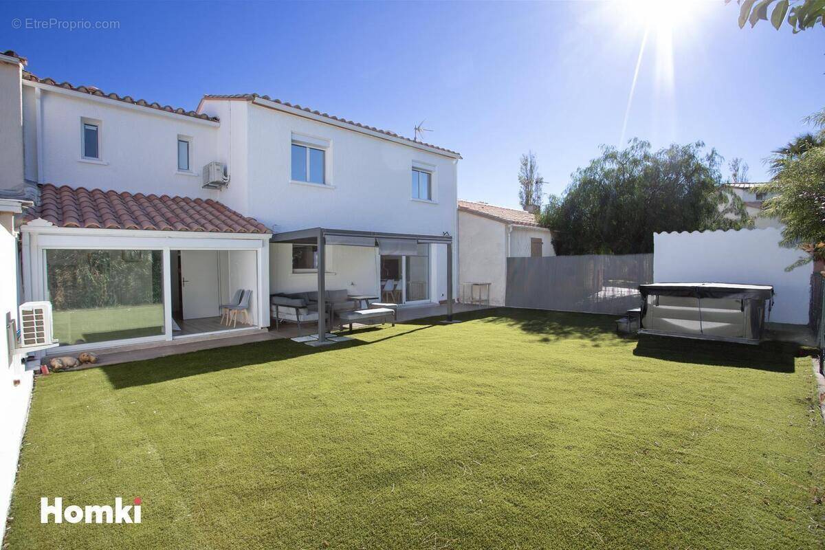 Maison à SAINT-CYPRIEN