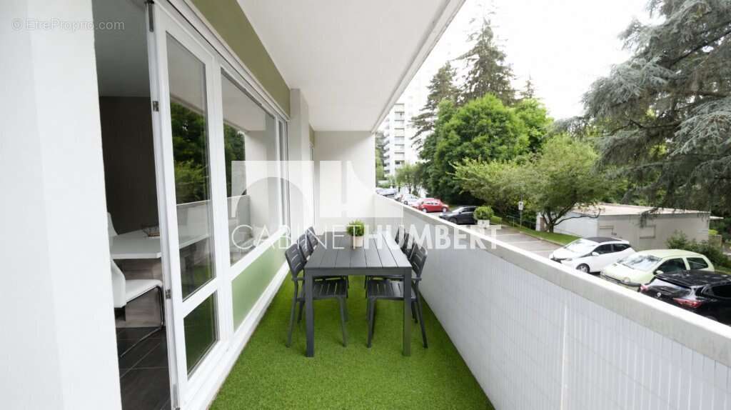 Appartement 57 m² à Saint-Etienne  - photo 7