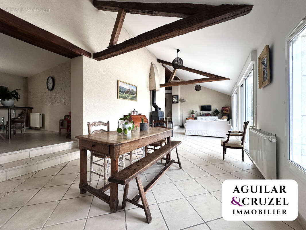 Maison à SAINT-DOULCHARD