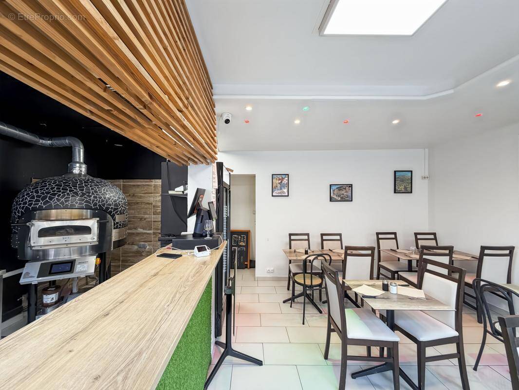 Commerce à PIERREFEU-DU-VAR