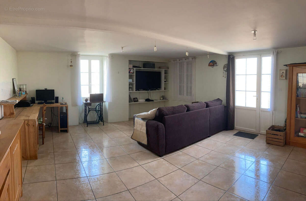 Maison à SAINT-AULAYE