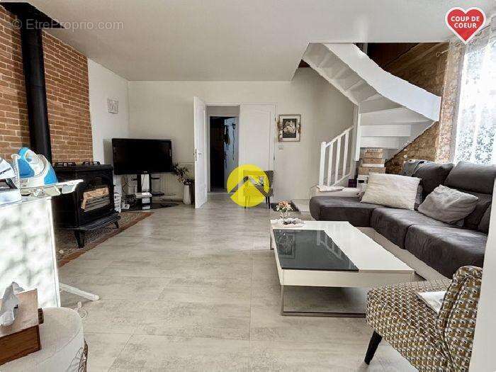 Maison à SAINTE-ALVERE