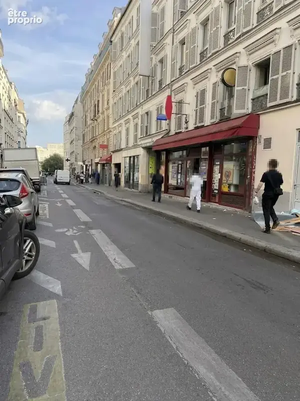 Boutique et appartement vendus libres  rue animées et passante à Marx Dormoy Paris 18 - photo 1