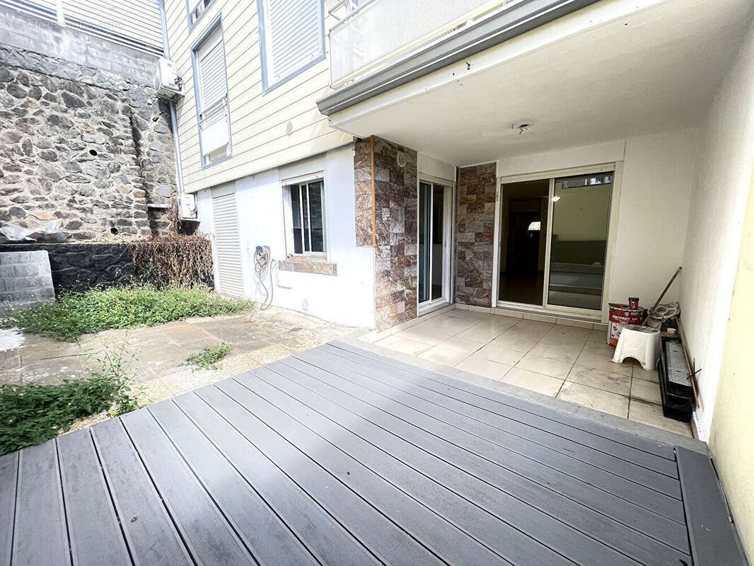 A VENDRE - Saint-Denis - Appartement T2 52.26 m2 en rez-de-jardin - photo 7