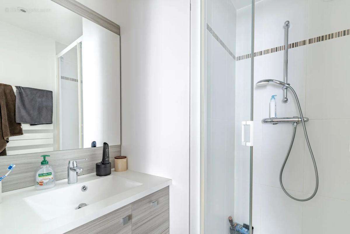 Appartement de 6 pièces de 135.02 m² à Issy-les-Moulineaux - photo 11