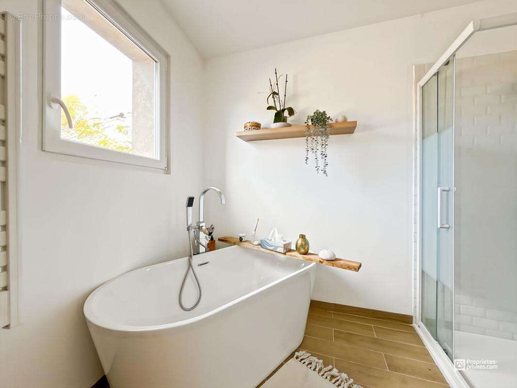 Maison à SAINT-SULPICE-ET-CAMEYRAC