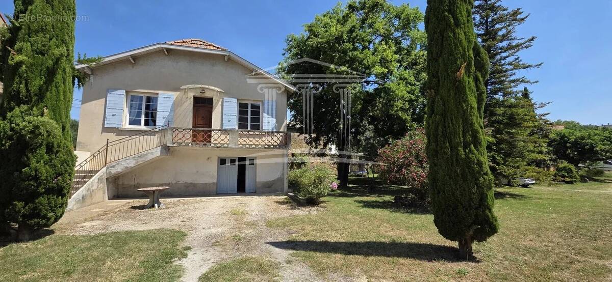 Maison à SORGUES