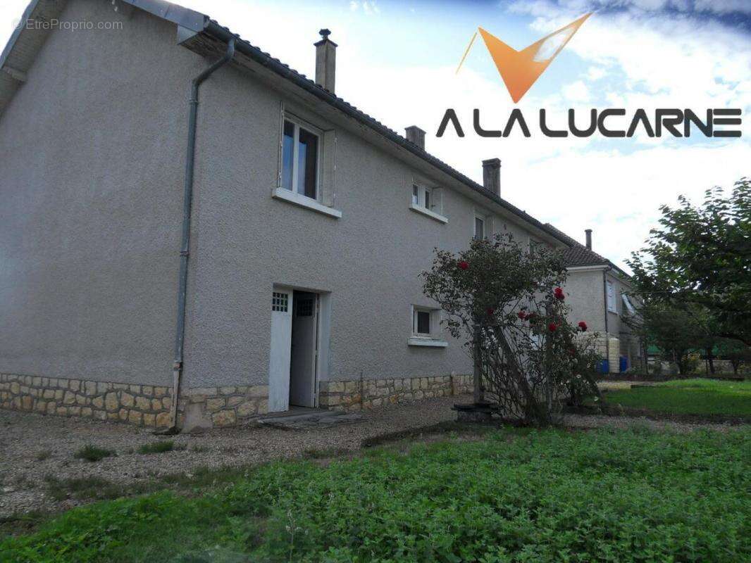 Maison à TERRASSON-LAVILLEDIEU