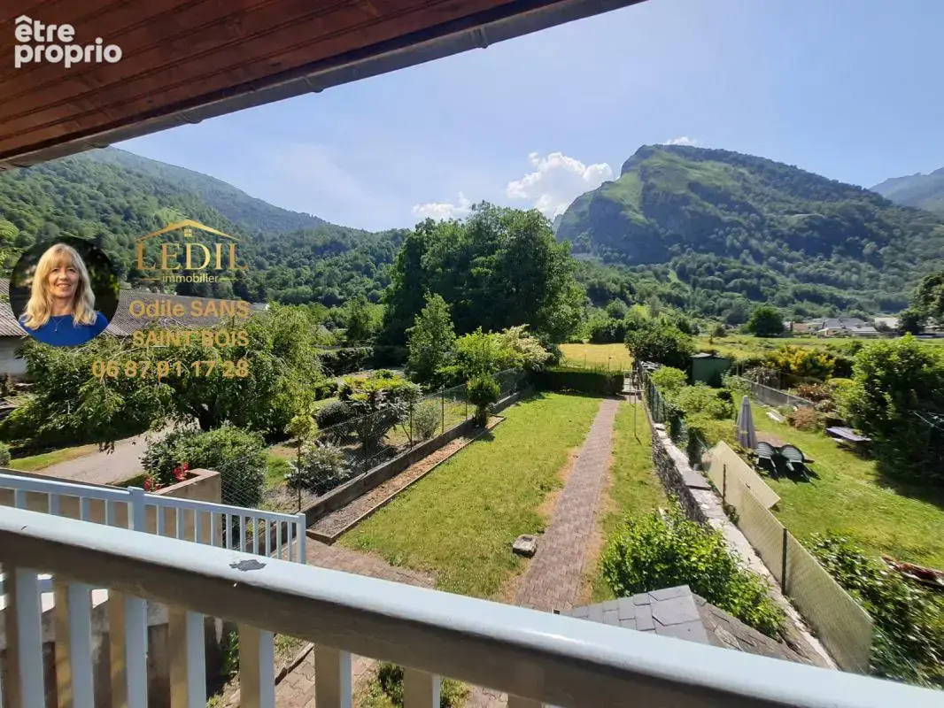 Appartement à LARUNS