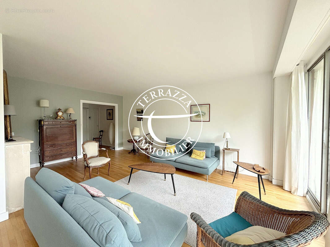 Appartement à LOUVECIENNES