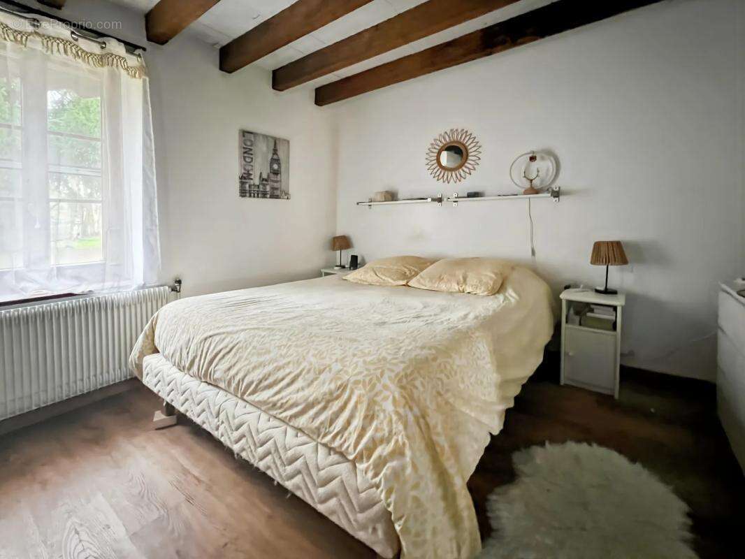 Maison à SAINT-PRIEST-BRAMEFANT