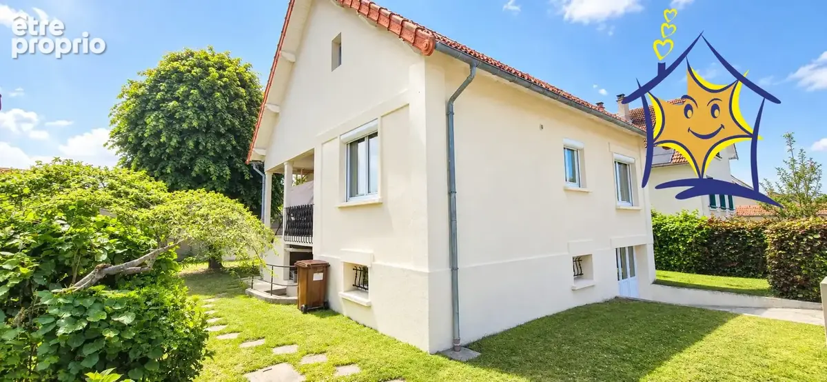 Maison à LE COUDRAY-MONTCEAUX