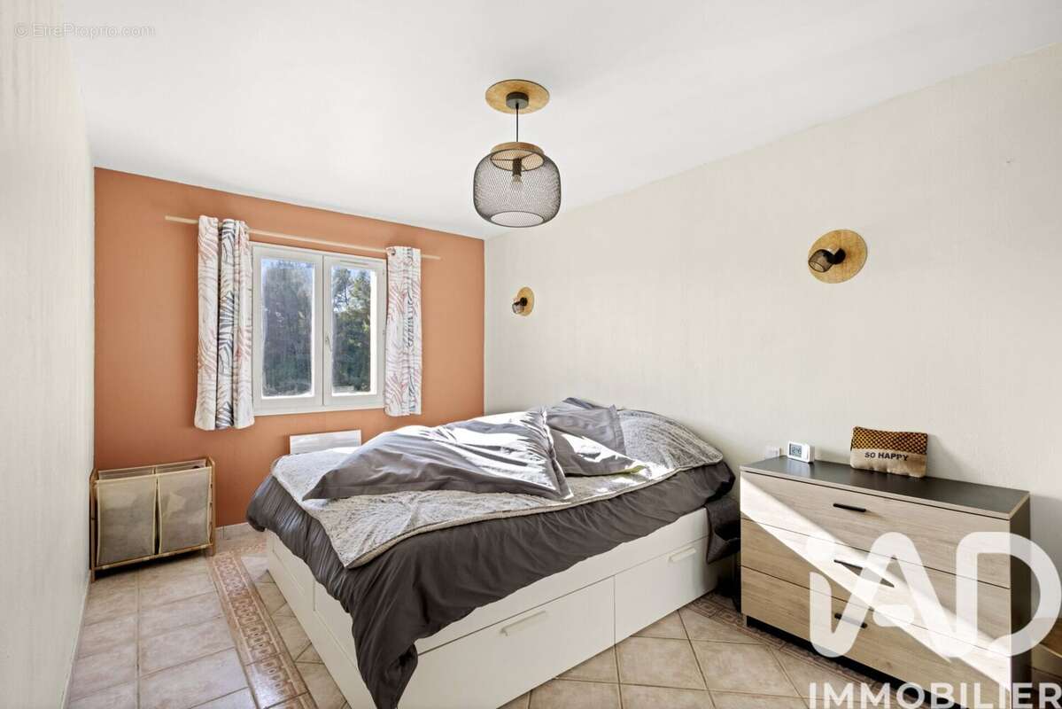 Photo 8 - Maison à PEYPIN