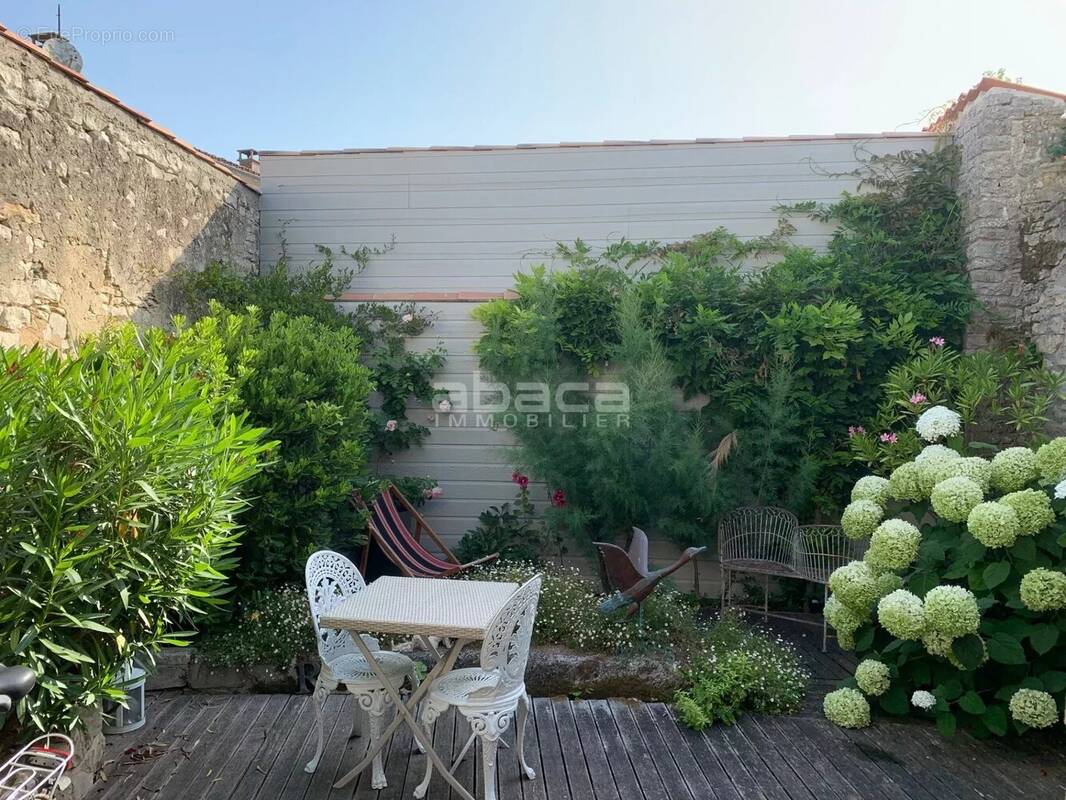 Maison à LE BOIS-PLAGE-EN-RE