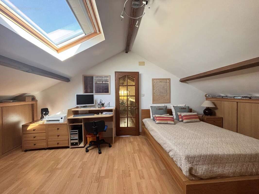 Maison à LEMBEYE