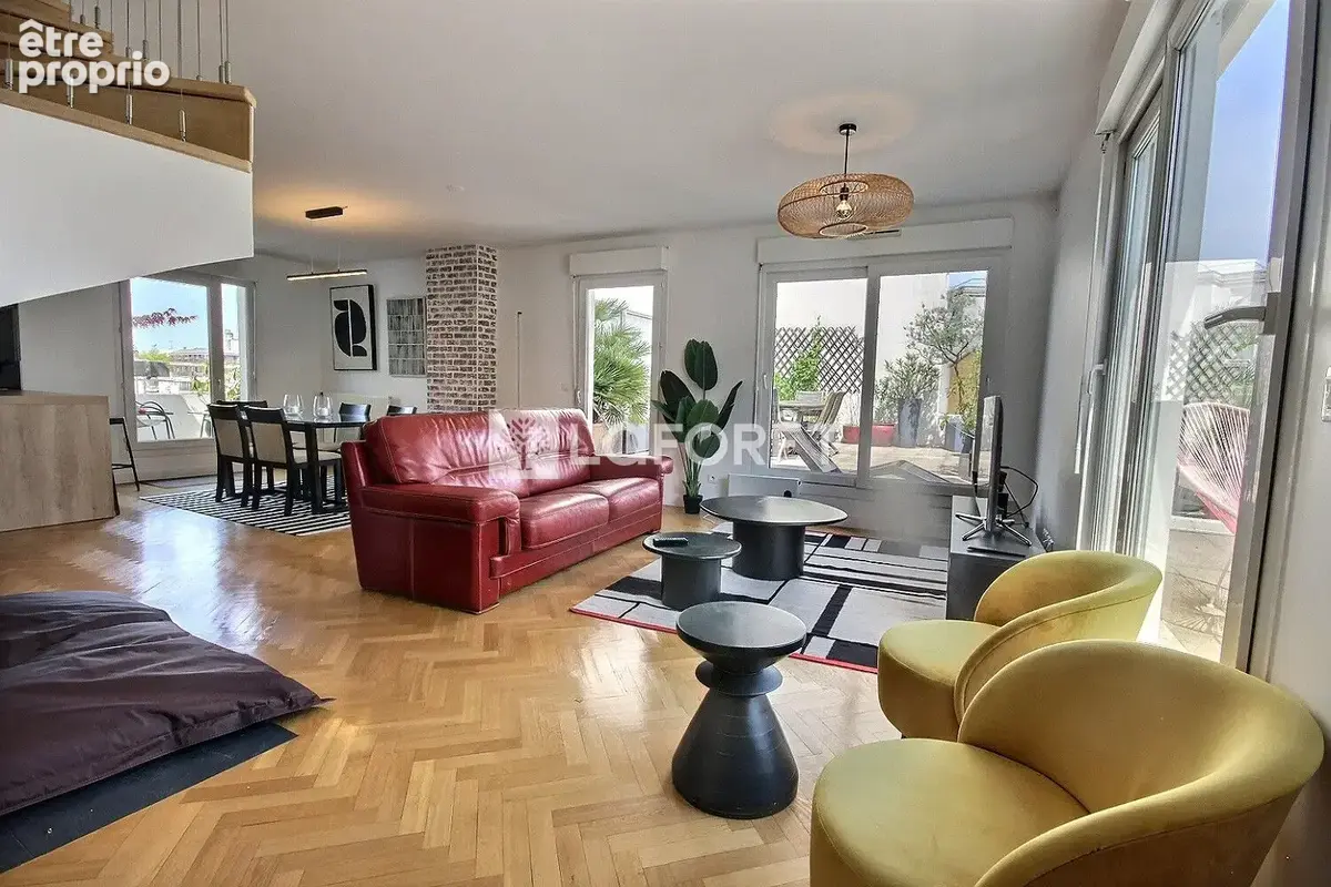 Appartement Courbevoie 5 pièce(s) 103.15 m2 - photo 4