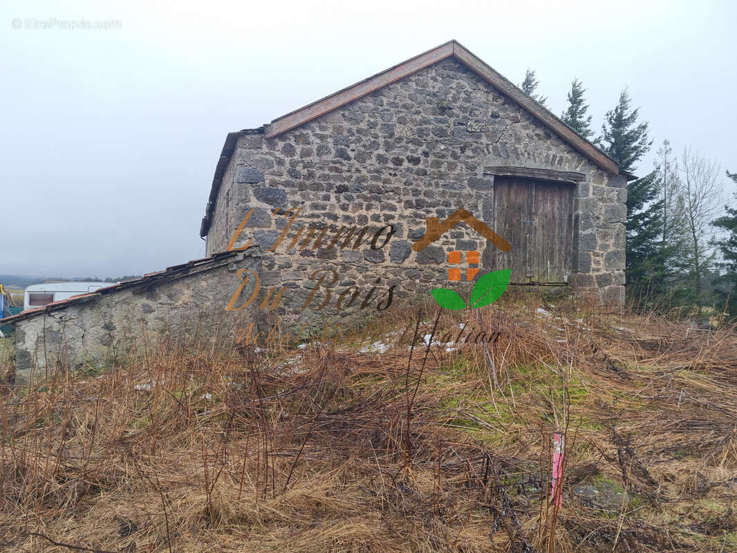 Maison à SAINT-AGREVE