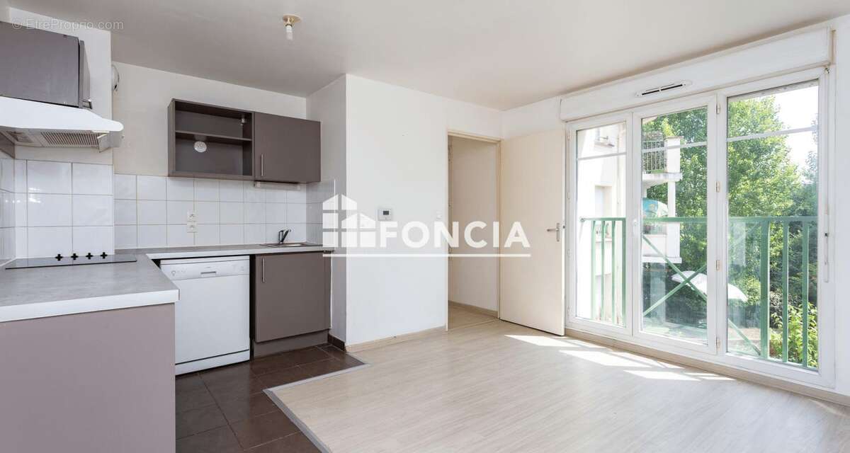 Appartement à PERSAN