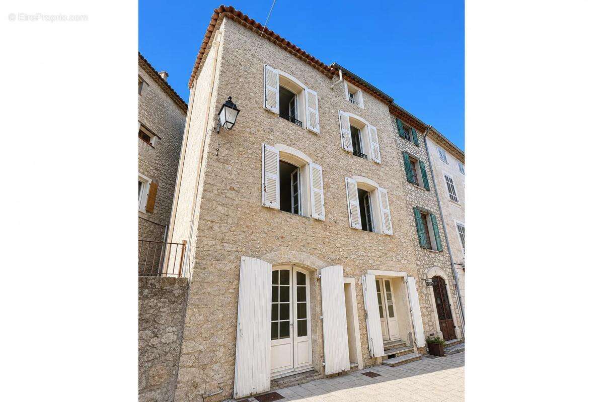 Maison à CLAVIERS
