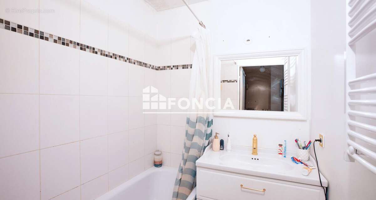 Appartement à SAINT-DENIS