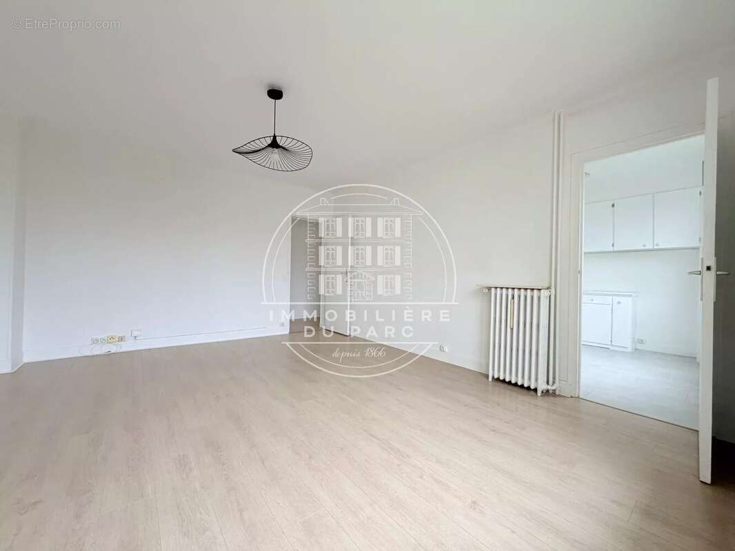 Appartement à CARRIERES-SUR-SEINE