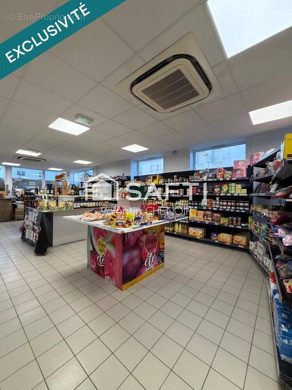 Photo 1 - Commerce à TREIZE-SEPTIERS