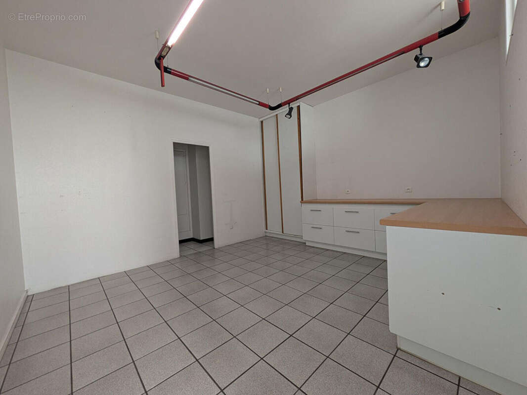 Commerce à COURNON-D'AUVERGNE