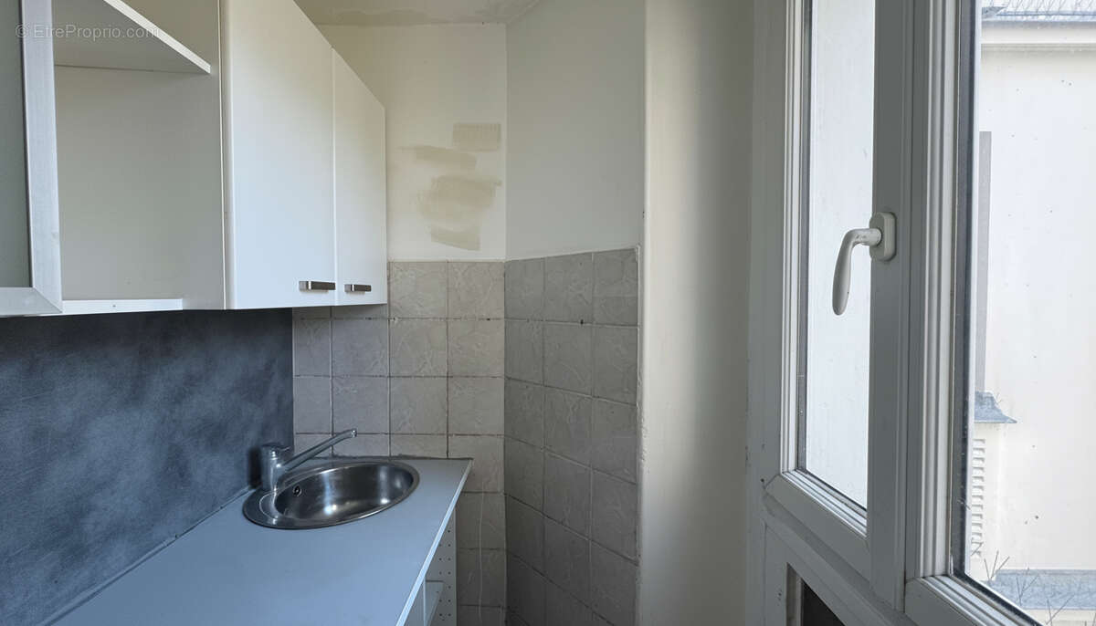 Appartement à PARIS-20E