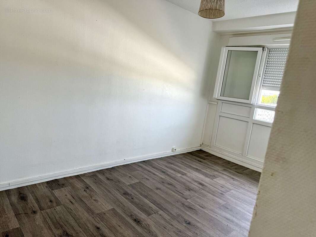 Appartement à CLICHY-SOUS-BOIS